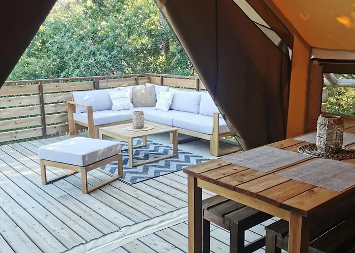 Le Cocooning Luxury tent *